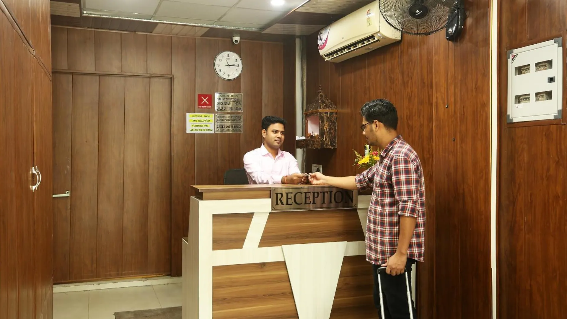 Hotel Green Lotus Sai International Delhi