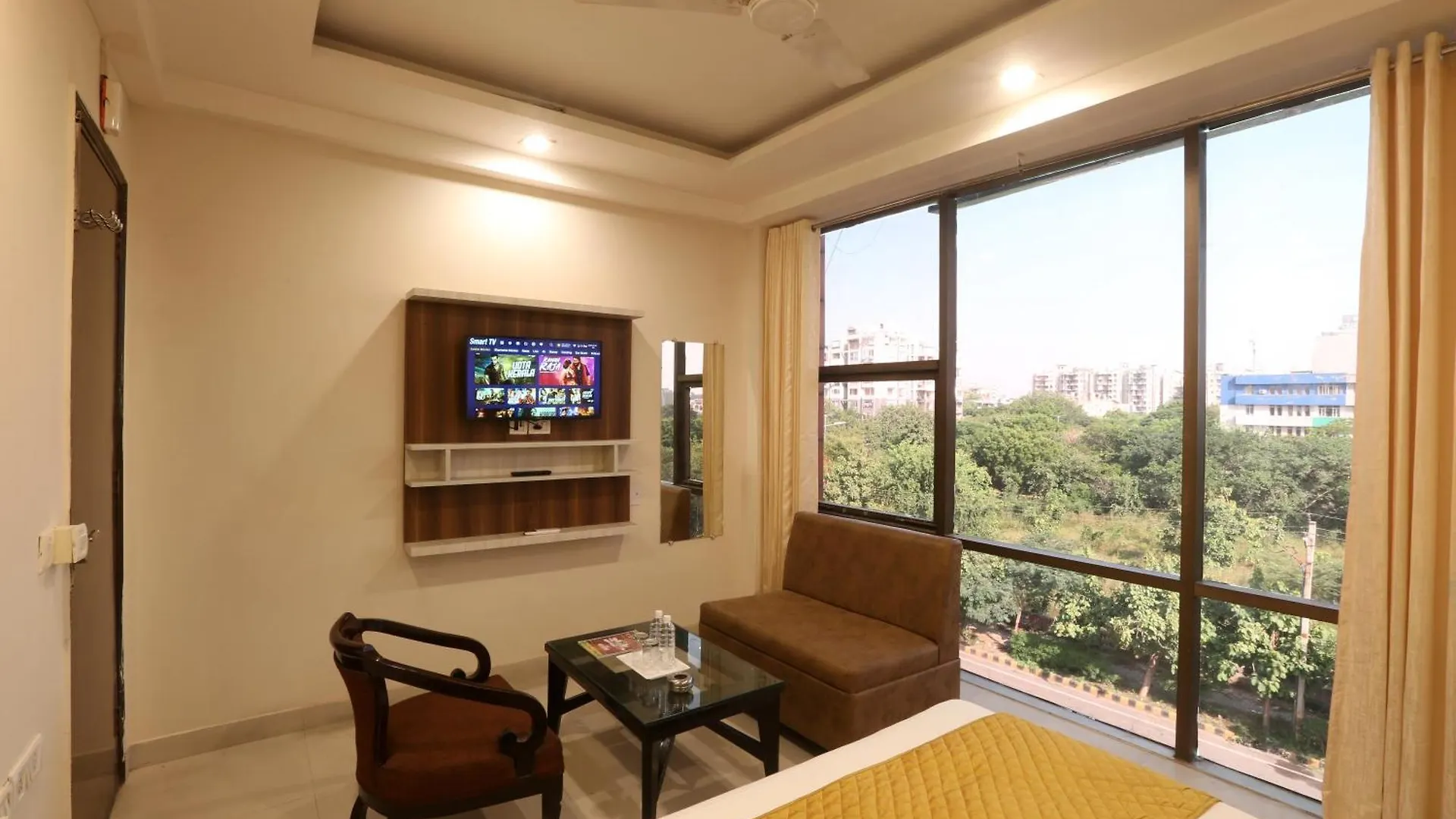 *** Hotel Green Lotus Sai International Delhi  India